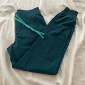 figs zamora jogger XS